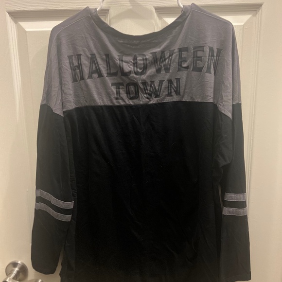 Torrid Disney Nightmare Before Christmas Classic Fit Varsity Long Sleeve Top 1X - Picture 7 of 8